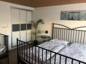 Гостиница Apartment Andy & Gabi  Нойхаузен-Ауф-Ден-Фильдерн